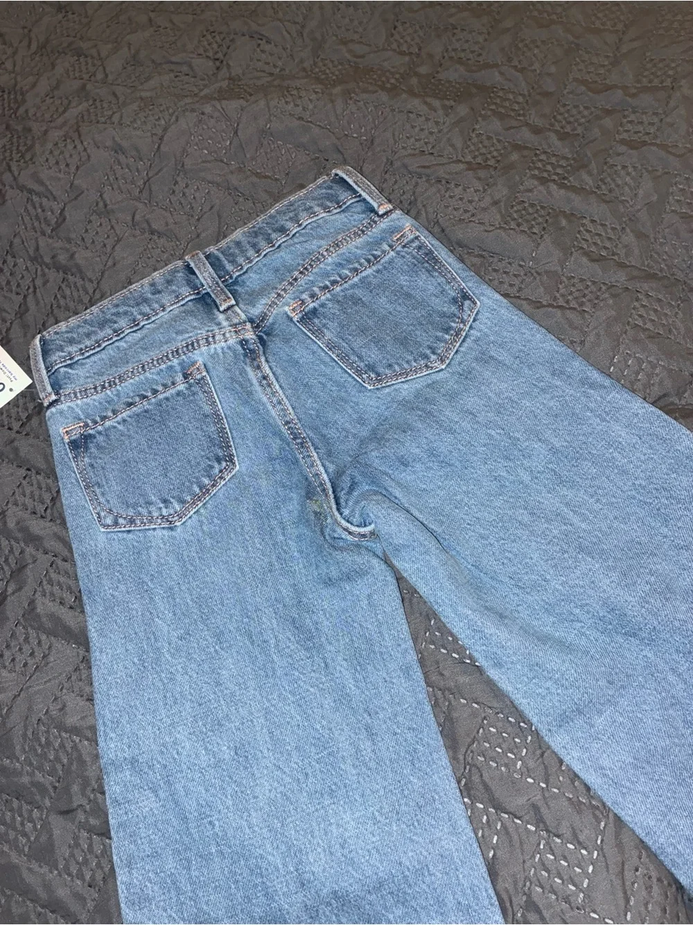 Old Navy Light Blue Denim Jeans with Contrast Stitching size 4 kids